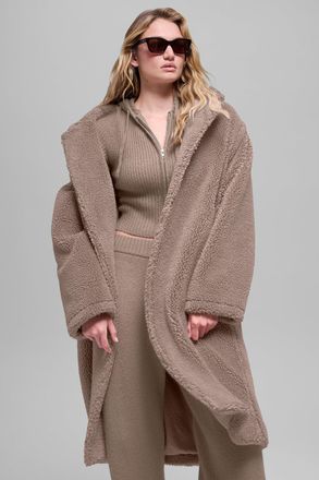 Alo | Oversized Sherpa Trench Jacket in Chai Latte, Size: Medium