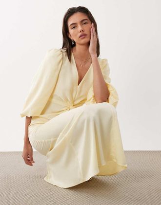 Vero Moda Vestito midi in raso giallo tenue con maniche voluminose e nodo sul davanti