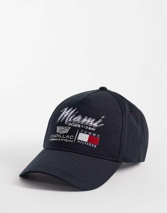 Tommy Hilfiger x Cadillac F1 - Cappellino nero con scritta Miami