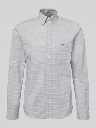 GANT Slim Fit Freizeithemd mit Logo-Stitching in Hellgrau, Gr&ouml;&szlig;e XXXL