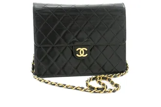 Chanel Vintage Full Flap Quilted Lambskin Black Leather Handbag (Pre-Owned)