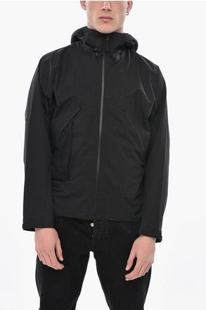 Goldwin Nylon Windbreaker with Perforated Detail size M