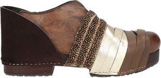 Duca d'Ascalone FOOTWEAR - Mules & Clogs sur YOOX.COM