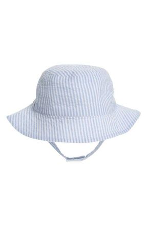 Nordstrom Bucket Hat in White- Blue Airy Stripe at Nordstrom, Size 9-24 M