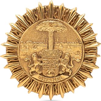 Chanel Pre-owned Womens Gold Plated Coat Of Arms Pin Brooch - Beige - One Size
