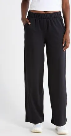 Yogalicious Rodeo Straight Leg Pants in Black at Nordstrom Rack, Size X-Small