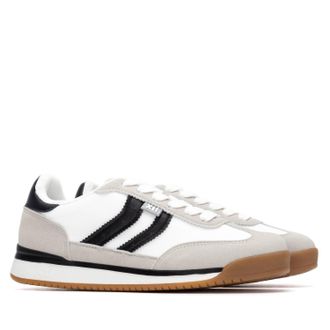Xti Womens Casual Sneakers In White