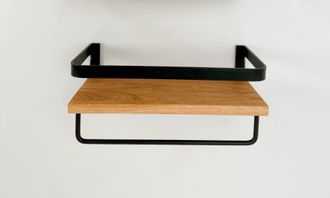 ANDAS Wandregal »Glarus« aus Metall mit Ablagefläche aus Eiche