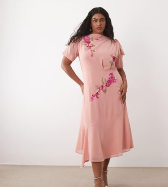 Hope & Ivy vestito midi ricamato rosa con scollo a barchetta e spalline annodate