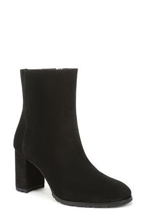 Vince Elora Lugged Plain Toe Bootie (Nordstrom Exclusive) in Black at Nordstrom Rack, Size 10