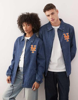 New Era NY Mets - Giacca coach in denim blu lavaggio medio con logo e bottoni