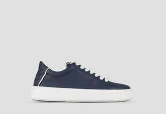 Alexander Smith London Man in blue leather and woven leather back