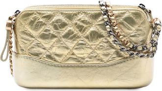 Chanel Borsa a spalla Clutch With Chain Gabrielle in pelle di vitello trapuntata e metallizzata con effetto invecchiato 2018 - Oro