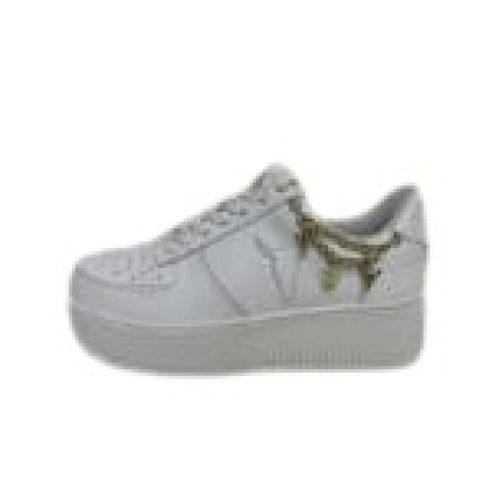 Windsor Smith: White Shoes / Footwear now at $80.00+ | Stylight Windsor Smith: White Shoes / Footwear now at $80.00+ | Stylight