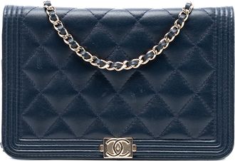 Chanel Pre-owned Womens Quilted Lambskin Boy Wallet On Chain - Dark Blue Leather - One Size