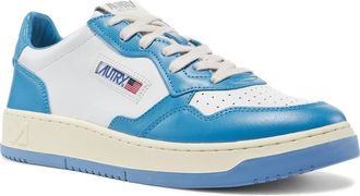 Autry Medalist Low Sneaker in White Leather/Niagra at Nordstrom Rack, Size 5Us / 35Eu