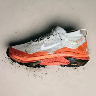 Nike Womens Nike ACG Zegama Trail GORE-TEX Waterproof Trail Running Shoes in Grey | IO7933-002