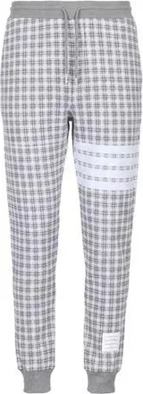 Thom Browne BOTTOMWEAR - Pantaloni su YOOX.COM