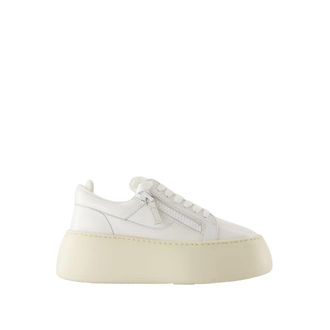 Giuseppe Zanotti Sneakers, female, White, 7 UK, White Leather Maxi Trainers