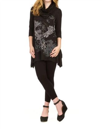 Papillon Flower Print 3/4 Sleeve Tunic In Black