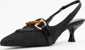 Prologue Osca Pump met Puntige Neus, Gesp en Slingback