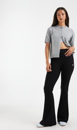 adidas Originals Essentials - Leggings neri a zampa a coste-Nero
