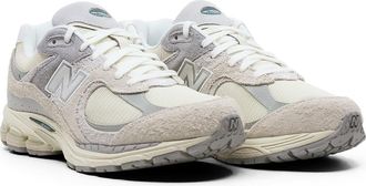 New Balance 2002 sneakers