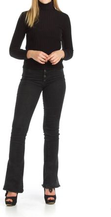 Papillon Ribbed Turtle Neck Top In Black