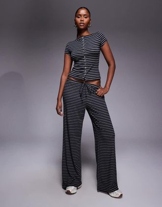 Princess Polly Gavrielle - Pantaloni a fondo ampio grigi a righe con coulisse in coordinato-Grigio