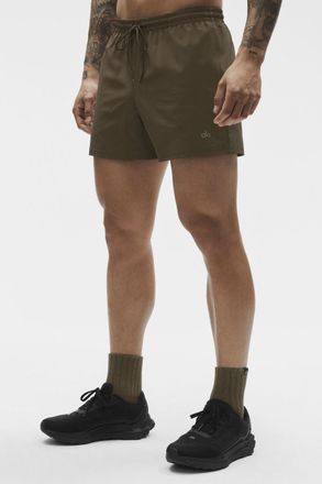 Alo | 5 Circuit Short in Olive Tree Green, Size: Medium