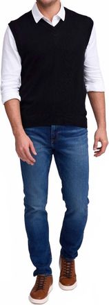 Raffi Extrafine Merino V-Neck Vest In Black