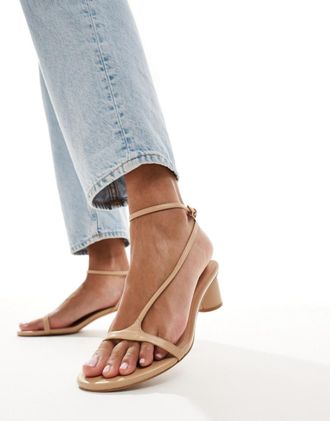 & Other Stories Sandali di pelle con tacco beige-Neutro