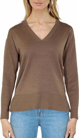 Metric Knits V-Neck Pullover Sweater With Rib Sleeve In Wood