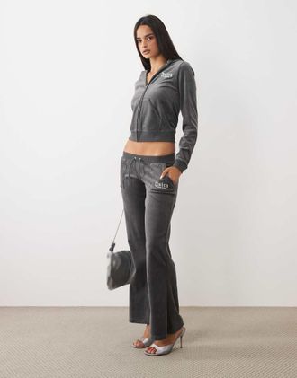 Juicy Couture Caisa pantaloni jogger con logo Regal Rebelle a vita ultra bassa neri-Nero