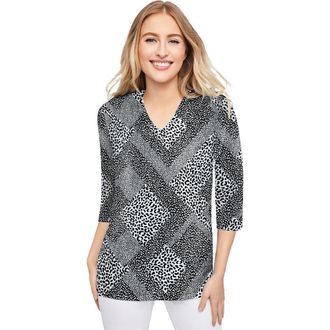 Jessica London Stretch Cotton V-Neck Tee in Black Animal Patchwork at Nordstrom, Size 28