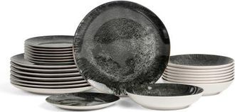 Christian Siriano Onyx 24-Piece Dinnerware Set Porcelain, Service for 8 in Black And Gold at Nordstrom