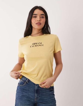A|X Armani Exchange T-shirt giallo burro con logo centrale