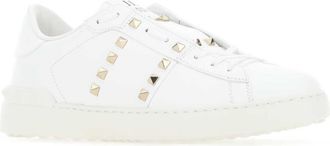 Valentino Garavani Mens Rockstud Sneaker White Calf Leather