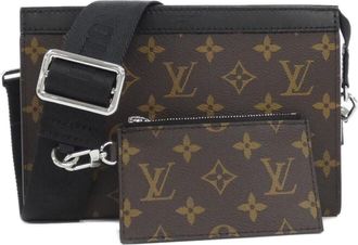 Louis Vuitton Brown Coated Canvas Shoulder Bag (Pre-Owned)