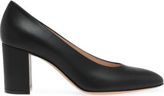 Gianvito Rossi Ryan Pump in Black Leather at Nordstrom, Size 35.5