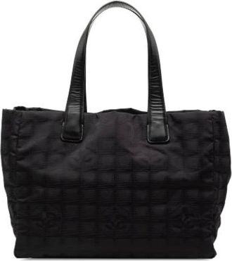 Chanel Pre-owned Tote Bags, female, Black, Size: ONE SIZE Pre-owned Nylon Tote