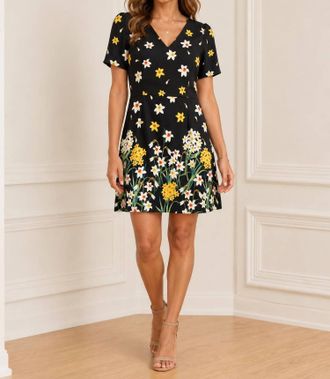 Jade Yoga Short Sleeve Dress In Daffodils