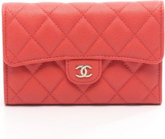 Chanel Red Color Leather Long Wallet (Tri-Fold) (Pre-Owned)