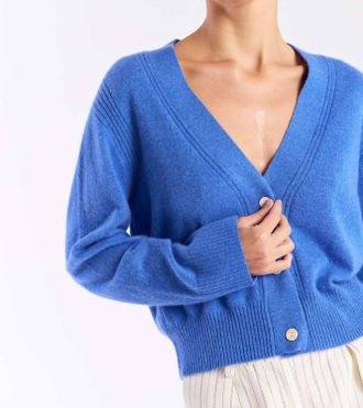 Brodie Boxy Cropped Cashmere Cardigan In Carolina