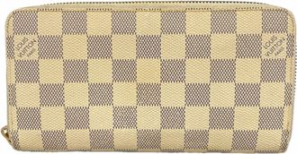 Louis Vuitton White Long Wallet (Bi-Fold) (Pre-Owned)