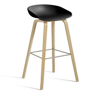 HAY About A Stool AAS 32 H 75 cm, Eiche lackiert / Edelstahl / black 2.0 (Kunststoffgleiter)