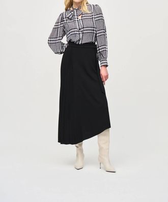Joseph Ribkoff Pleated Asymmetric Maxi Skirt In Black