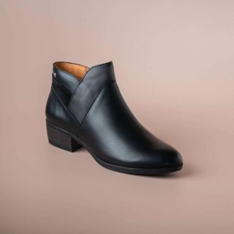 Pikolinos Womens Daroca Ankle Boots In Black