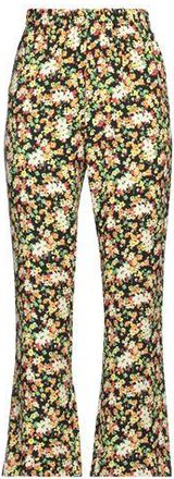Marni PARTES DE ABAJO - Pantalones en YOOX.COM