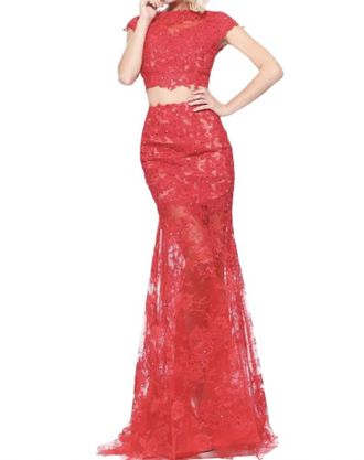 Sherri Hill Laced Cap-Sleeves Prom Dress In Red